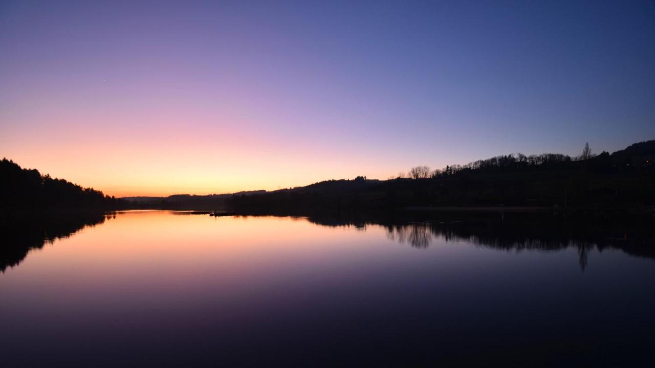Camping Le Lac Des Sapins Cublize Buitenkant foto
