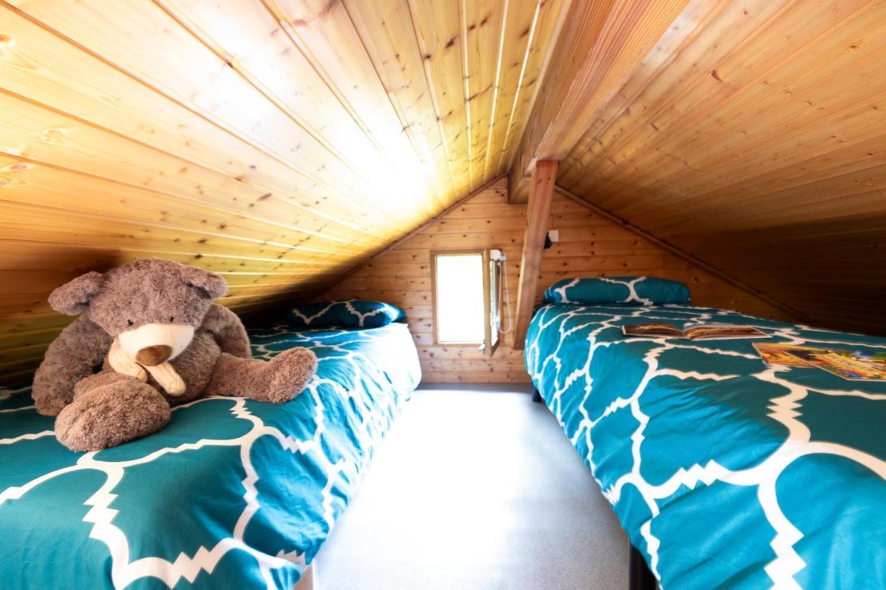 Camping Le Lac Des Sapins Cublize Buitenkant foto